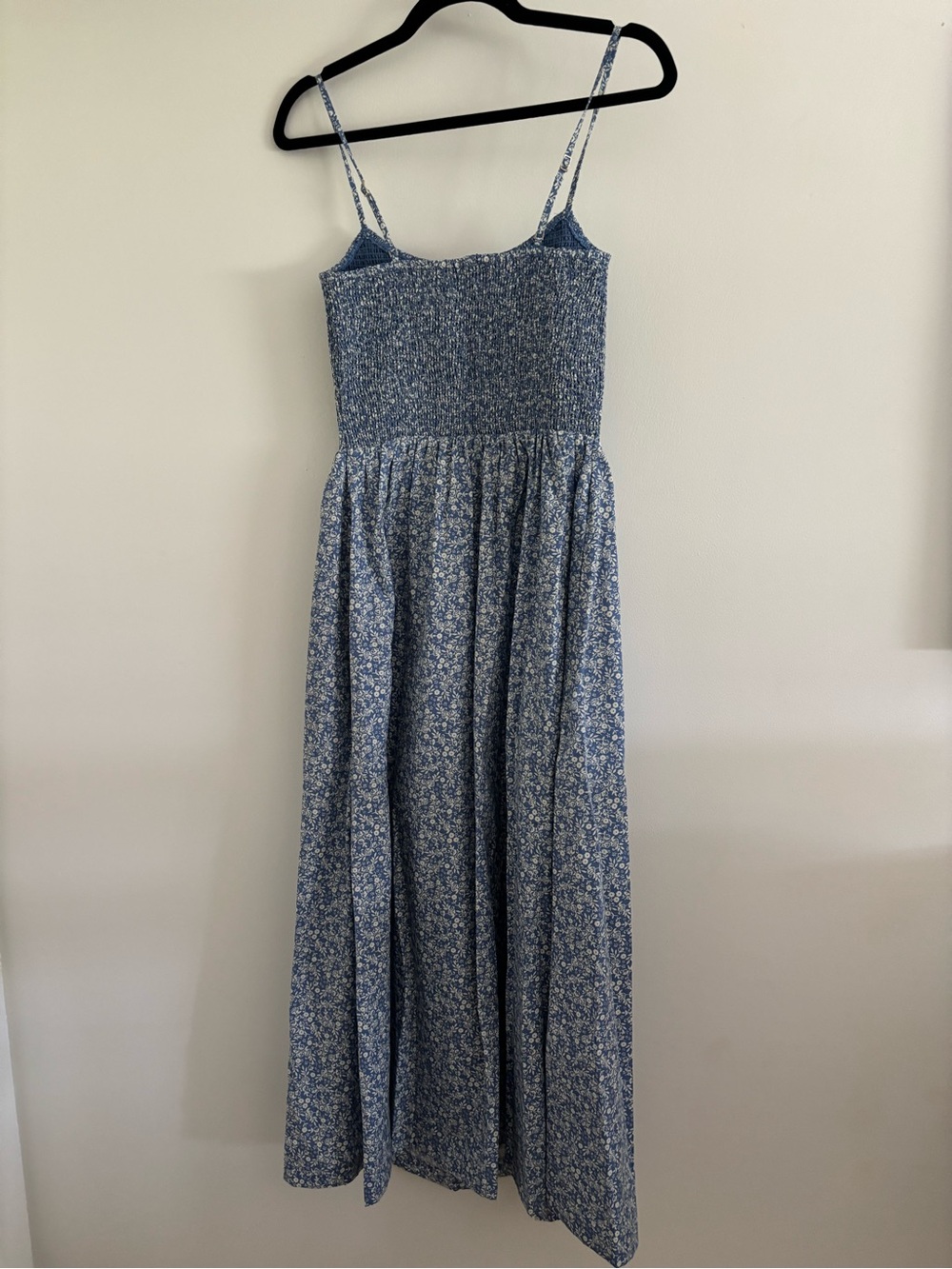 Abercrombie & Fitch Blue Floral Midi Dress with Smocked Bodice - Picture 2 of 2